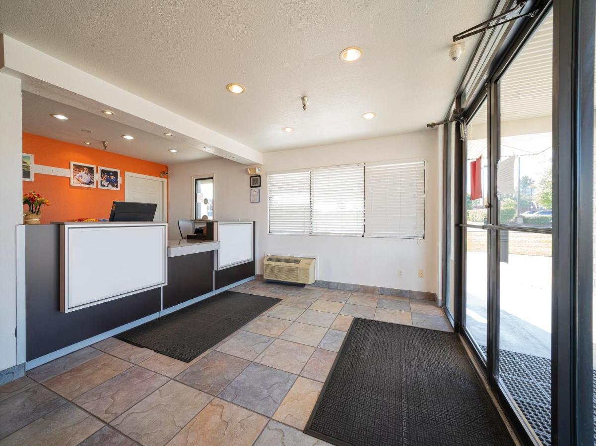 Americas Best Value Inn & Suites Humble Buitenkant foto