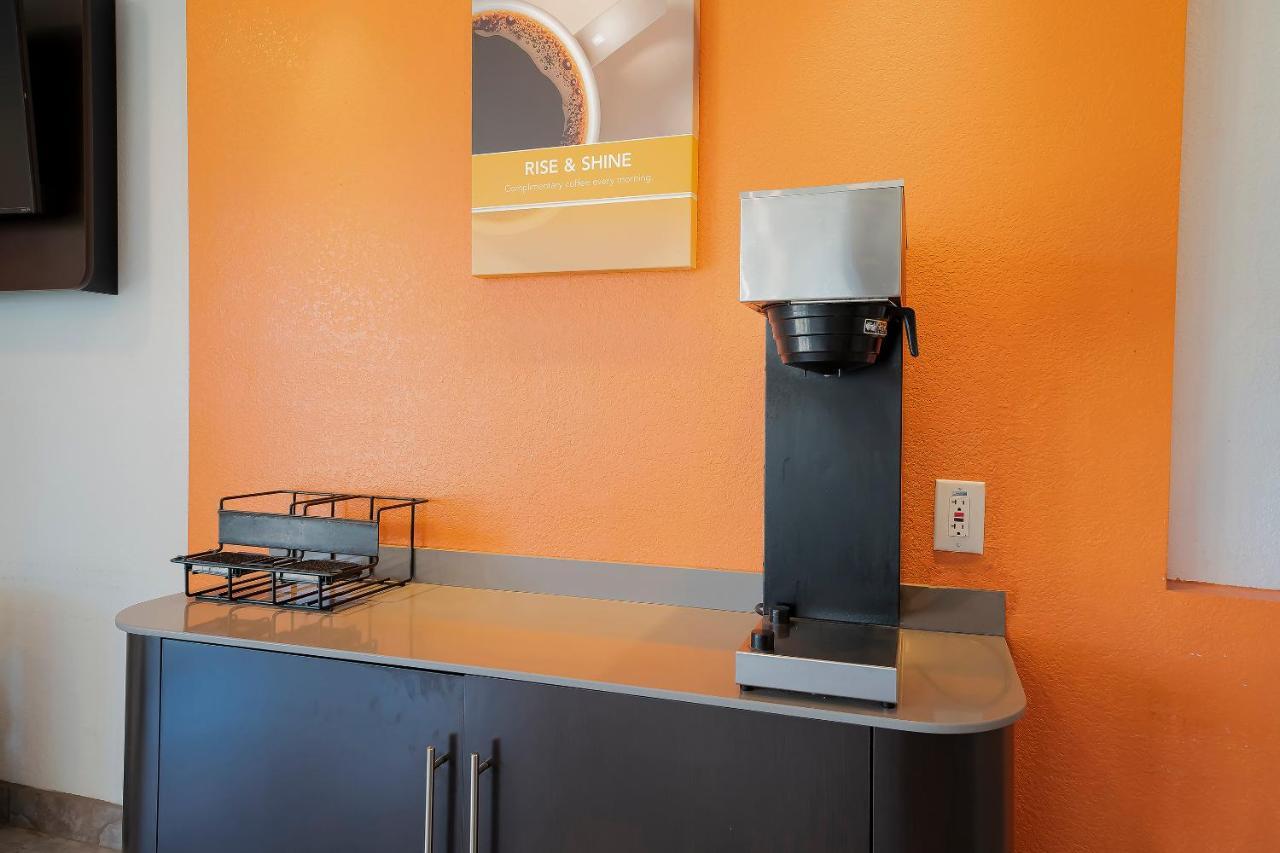 Americas Best Value Inn & Suites Humble Buitenkant foto