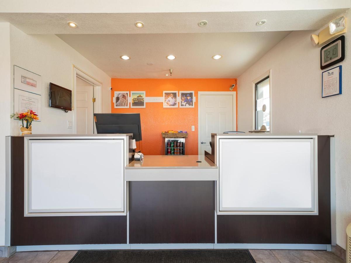 Americas Best Value Inn & Suites Humble Buitenkant foto