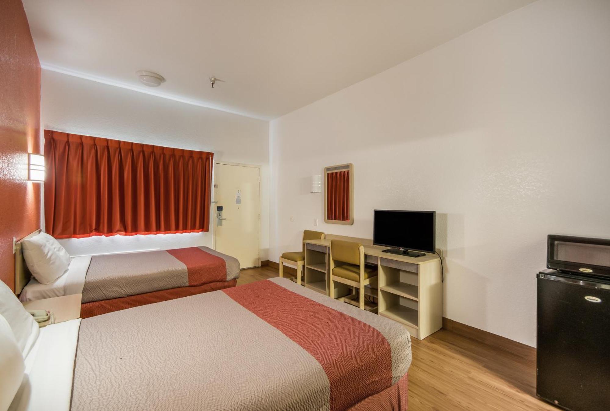 Americas Best Value Inn & Suites Humble Buitenkant foto
