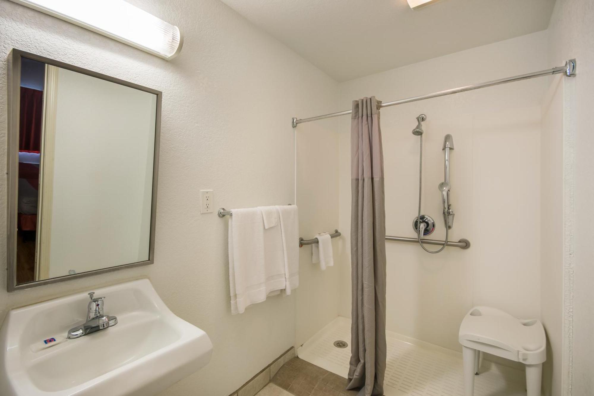 Americas Best Value Inn & Suites Humble Buitenkant foto